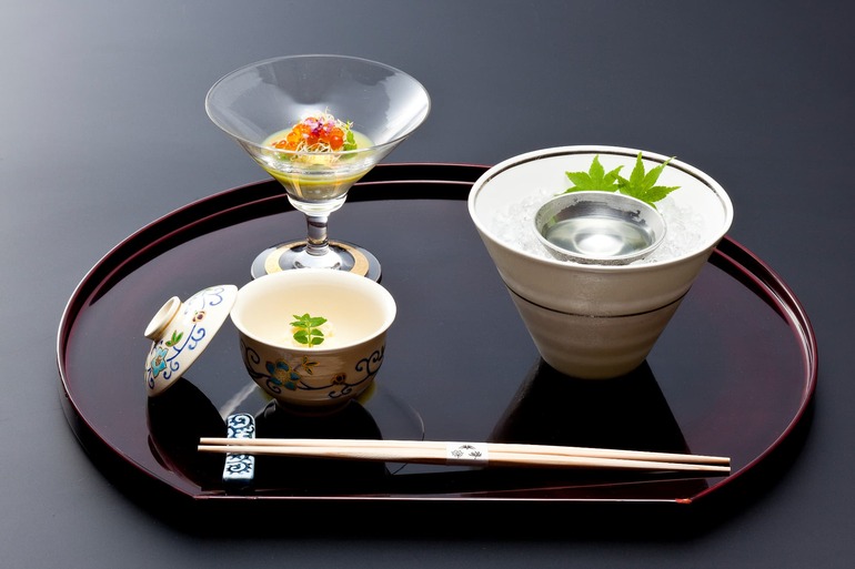 欽⼭のお料理