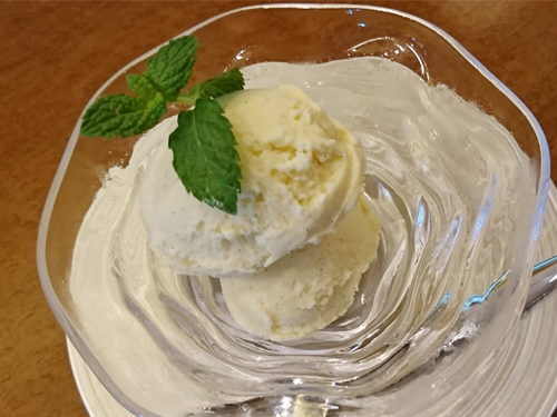 バニラジェラート