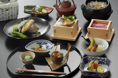 【お部屋食】国内産松茸懐石