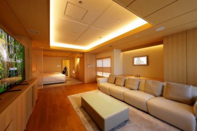 ご招待プラン「礼の極み」<br>（西館・銀泉半露天貴賓室<br>　　吉兆・40万円コース）