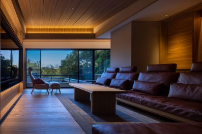 ご招待プラン「礼の極み」<br>（東館・銀泉半露天特別室<br>　　胡蝶・30万円コース）